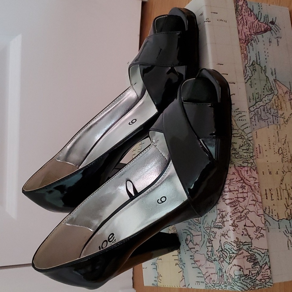 NWOT Black Patent high heel